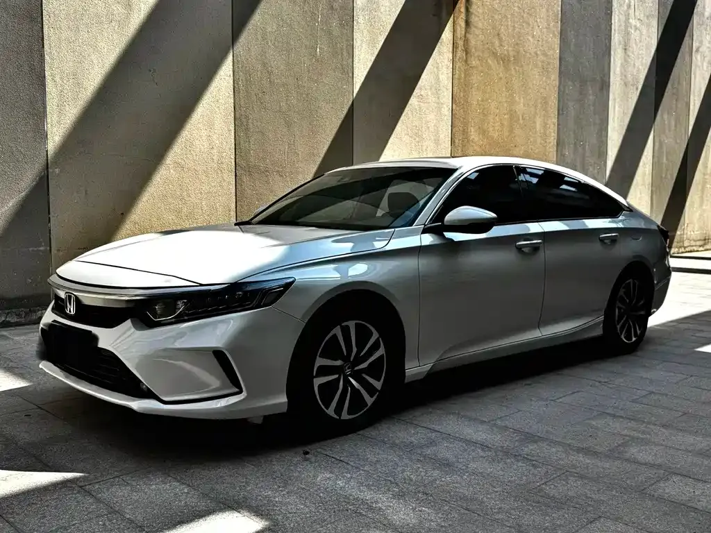 Honda Inspire — фото 1