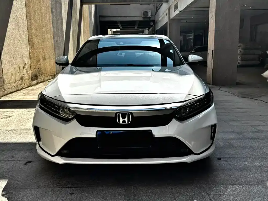 Honda Inspire — фото 7