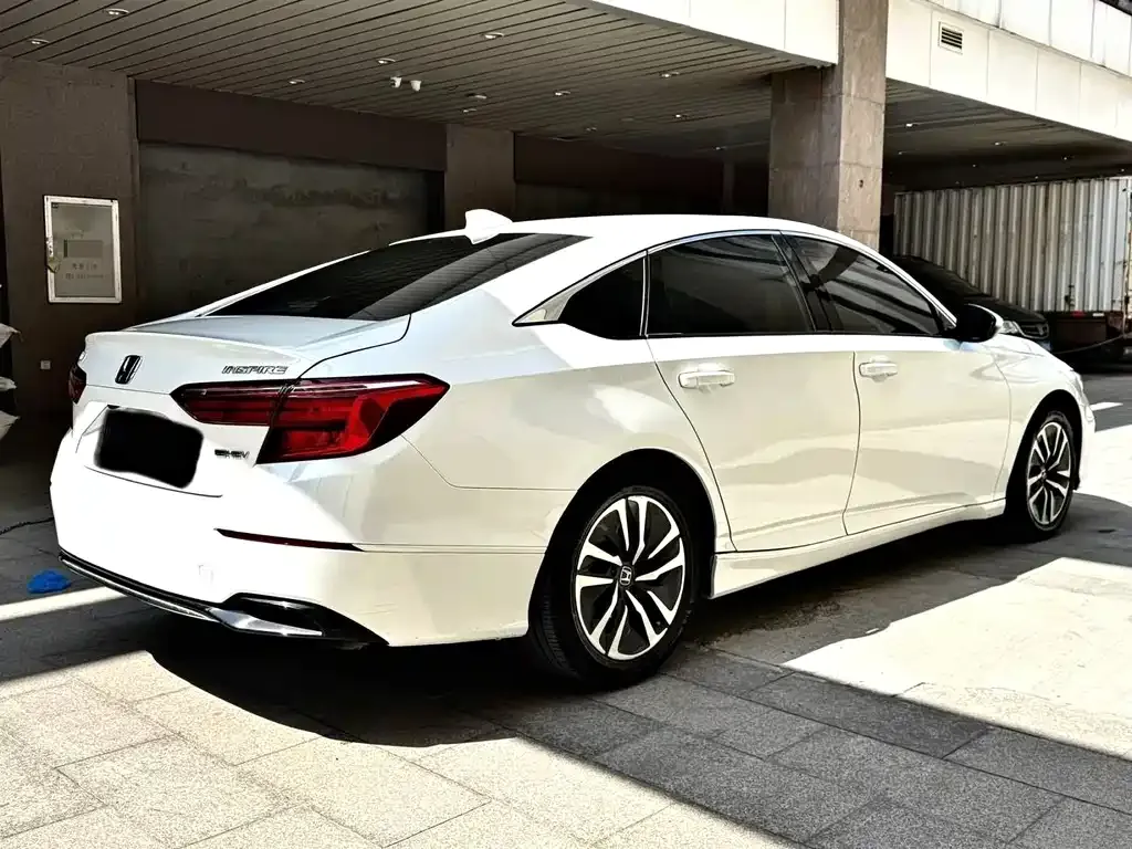 Honda Inspire — фото 3