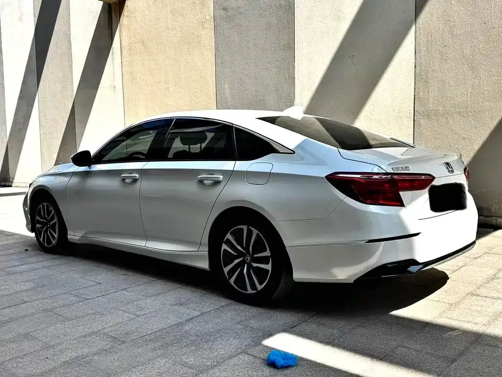 Honda Inspire — фото 4
