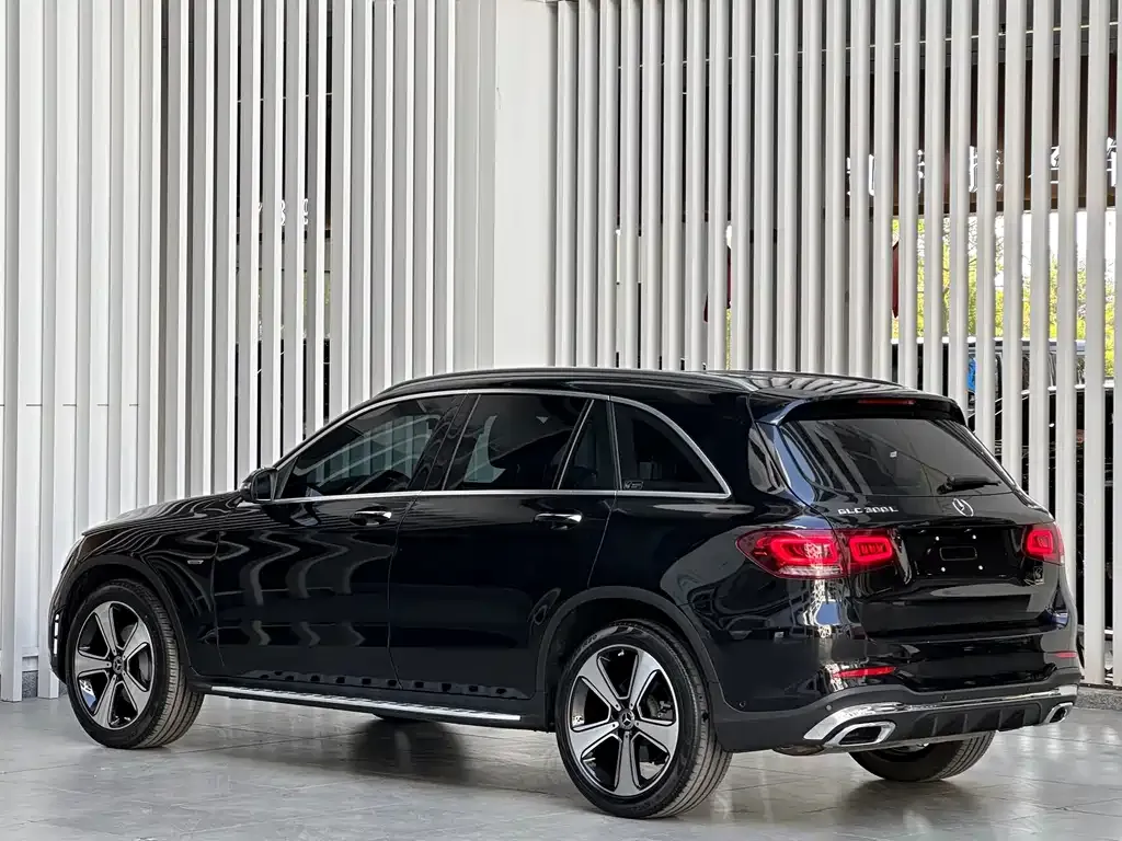 Mercedes-Benz GLC — фото 2