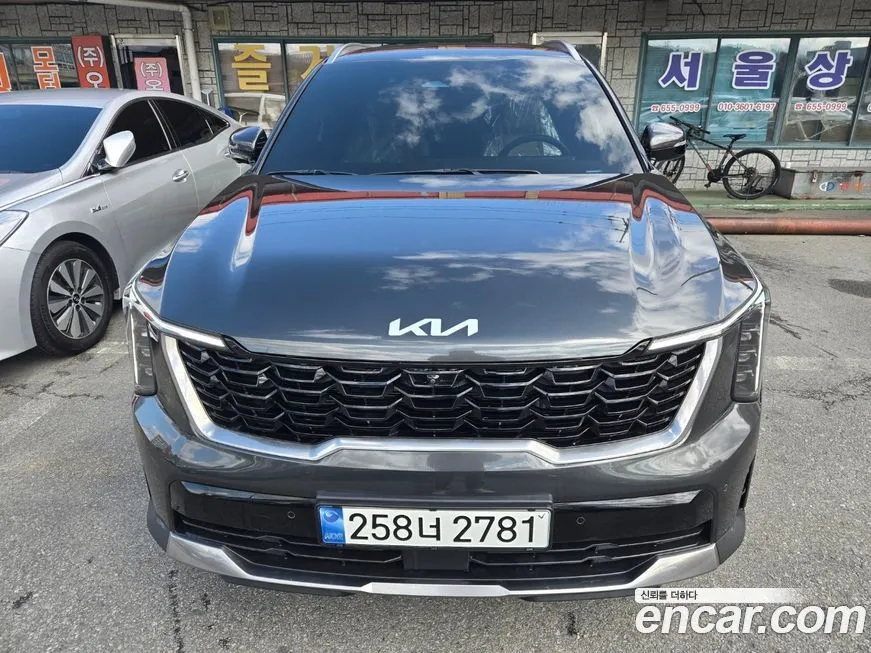 Kia Sorento — фото 1