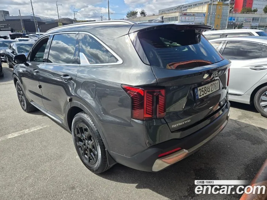 Kia Sorento — фото 3