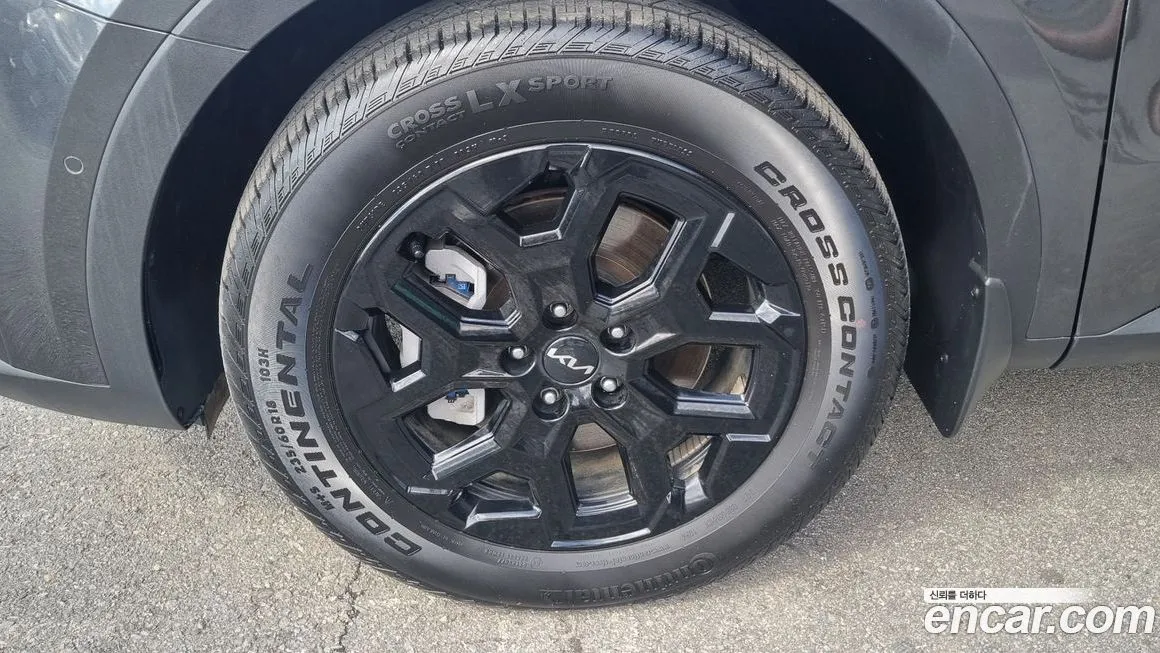 Kia Sorento — фото 10