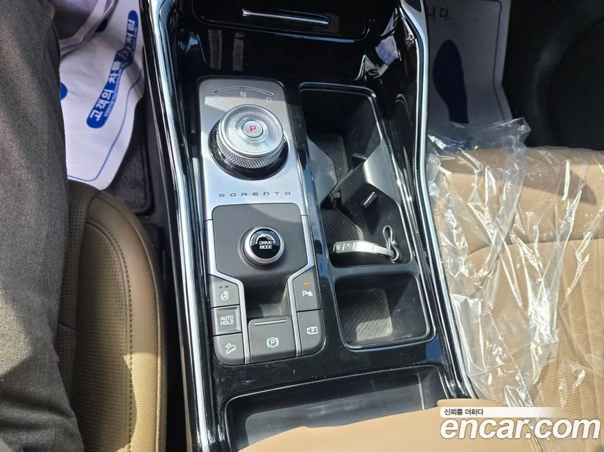 Kia Sorento — фото 8