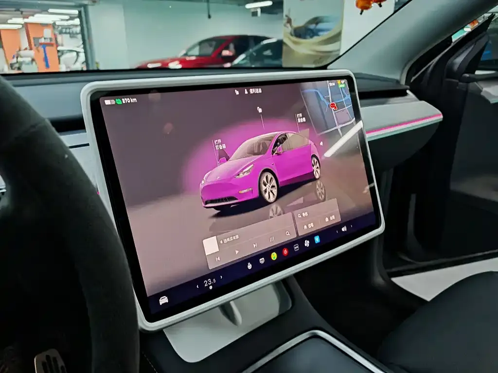 Tesla Model Y — фото 2