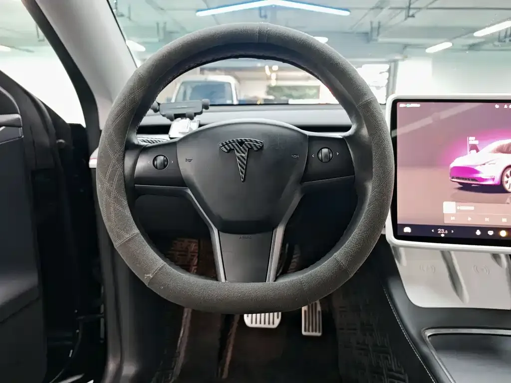 Tesla Model Y — фото 5