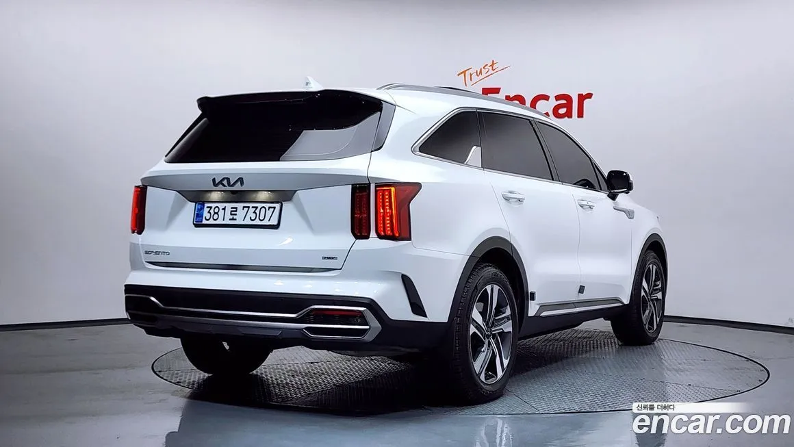 Kia Sorento — фото 3