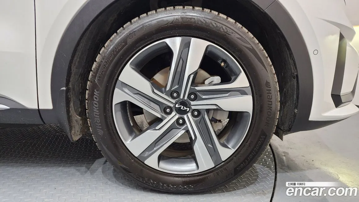 Kia Sorento — фото 6