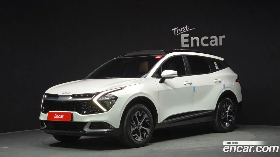 Kia Sportage — фото 1
