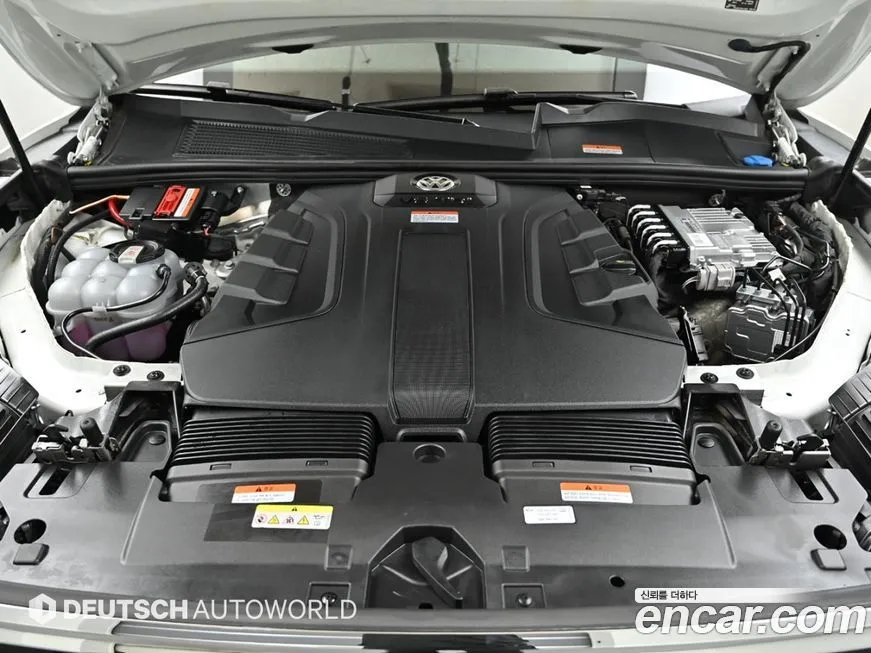 Volkswagen Touareg 2023 из KR, фото 10