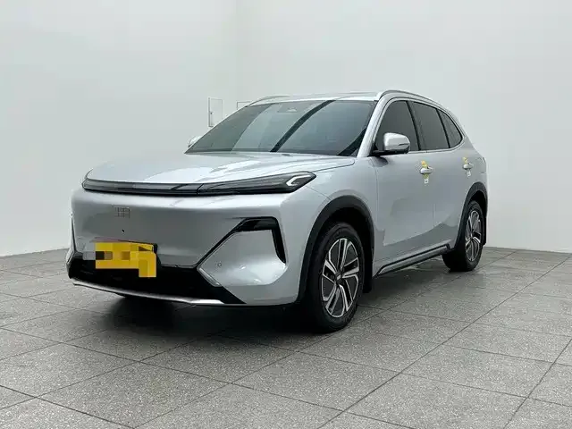 Geely 银河星舰7 — фото 1