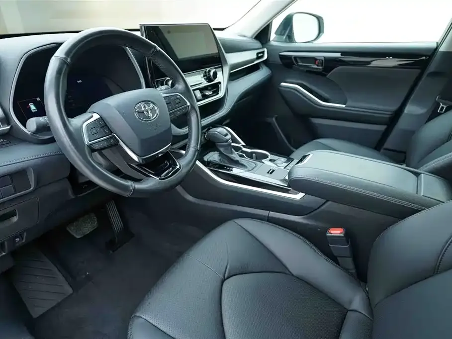 Toyota Highlander 2025 из CN, фото 6