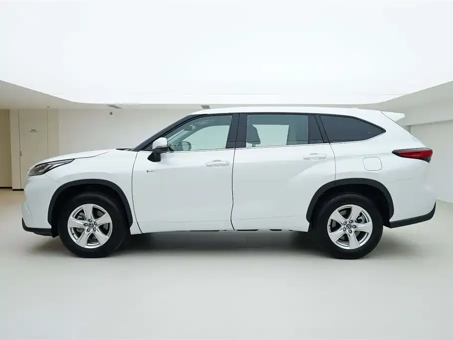 Toyota Highlander 2025 из CN, фото 8