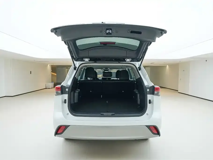 Toyota Highlander 2025 из CN, фото 4