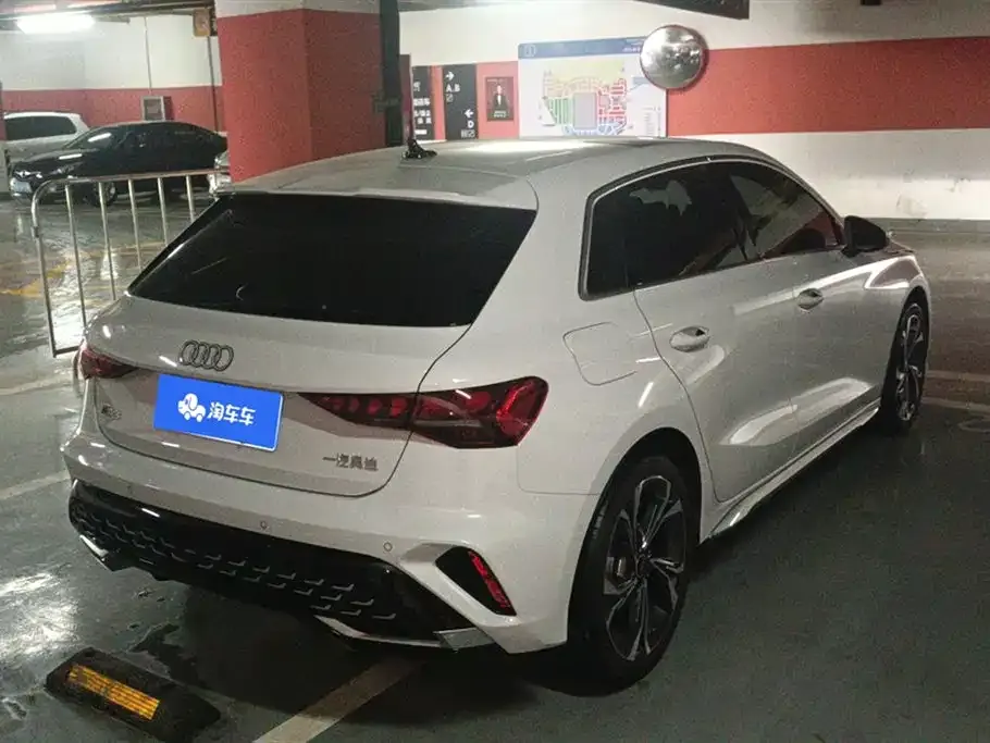Audi A3 2024 из CN, фото 8