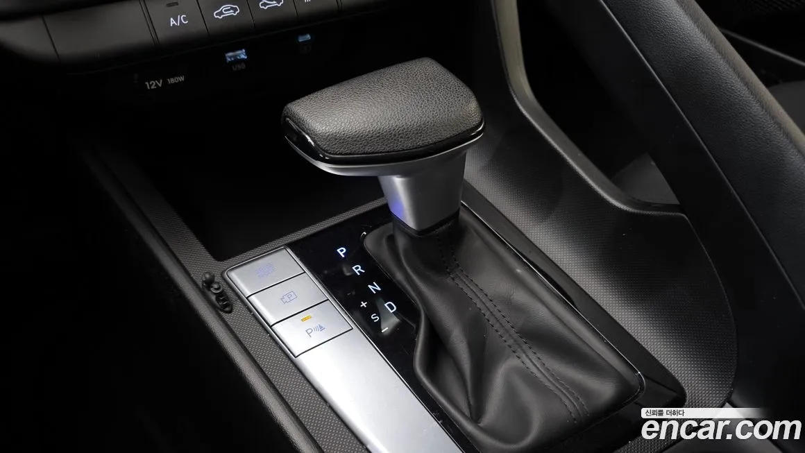 Hyundai AVANTE — фото 4