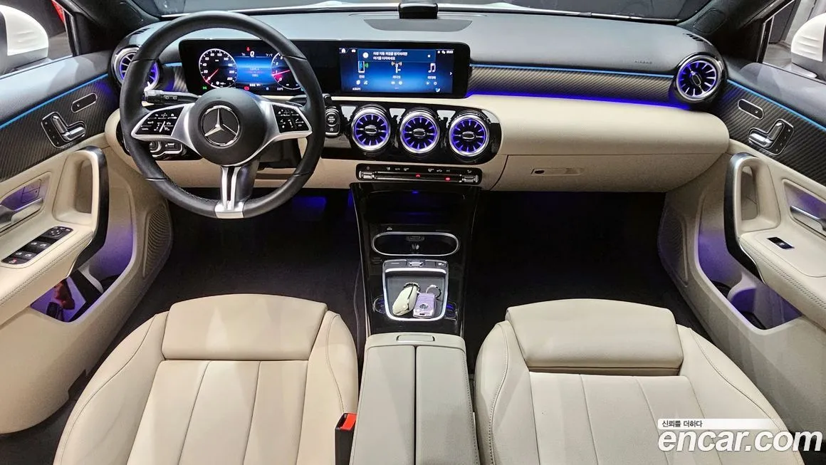 Mercedes-Benz A-Class — фото 6