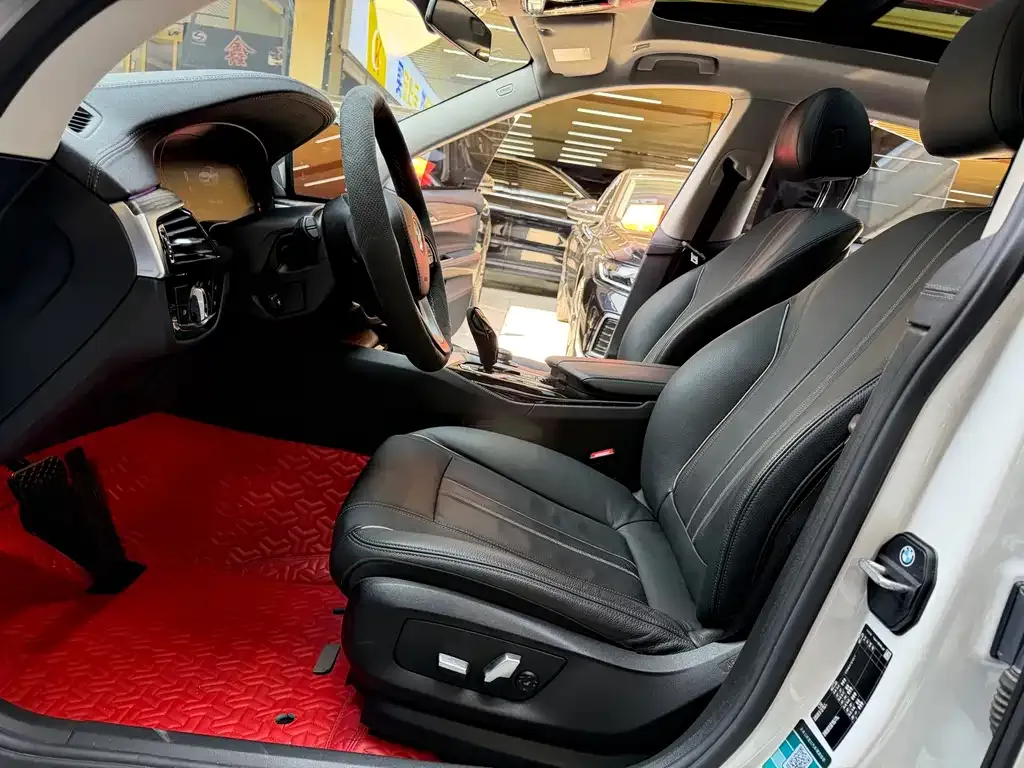 BMW 6 Series GT 2021 из CN, фото 7