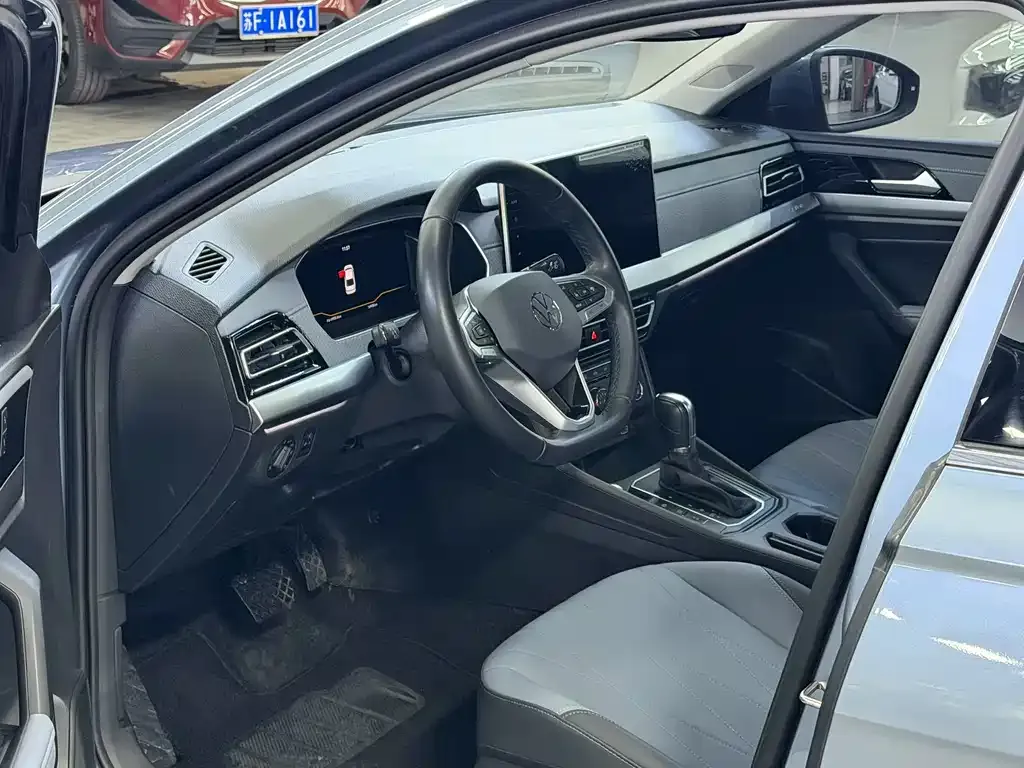 Volkswagen Lavida 2023 из CN, фото 7