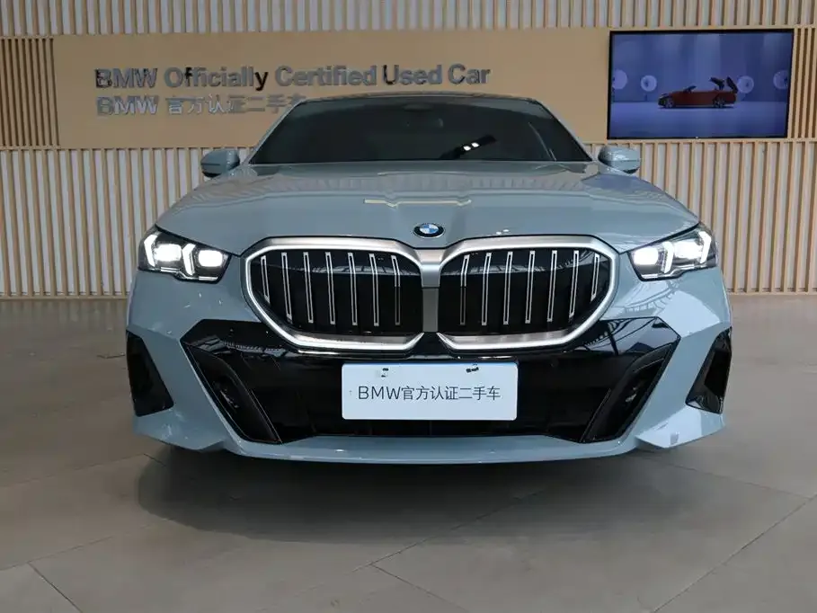 BMW 5 Series (Import) 2025 из CN, фото 5