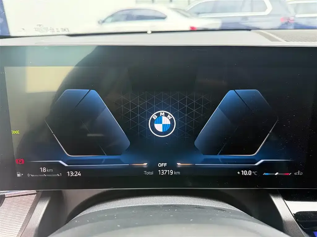 BMW 5 Series (Import) 2025 из CN, фото 4