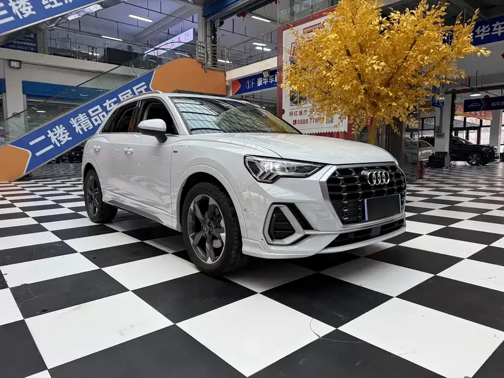 Audi Q3 2021 из CN, фото 9