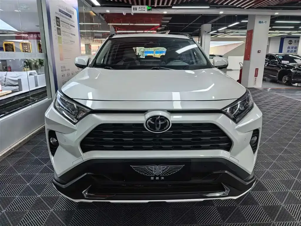 Toyota RAV4 2022 из CN, фото 7