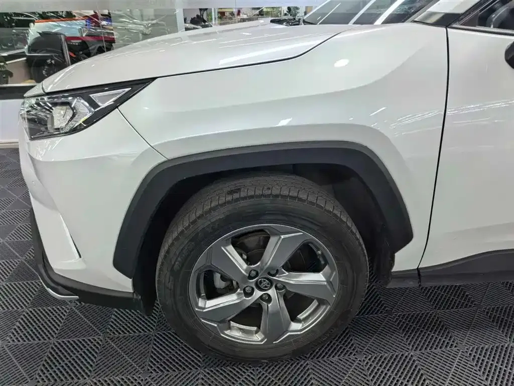 Toyota RAV4 2022 из CN, фото 6