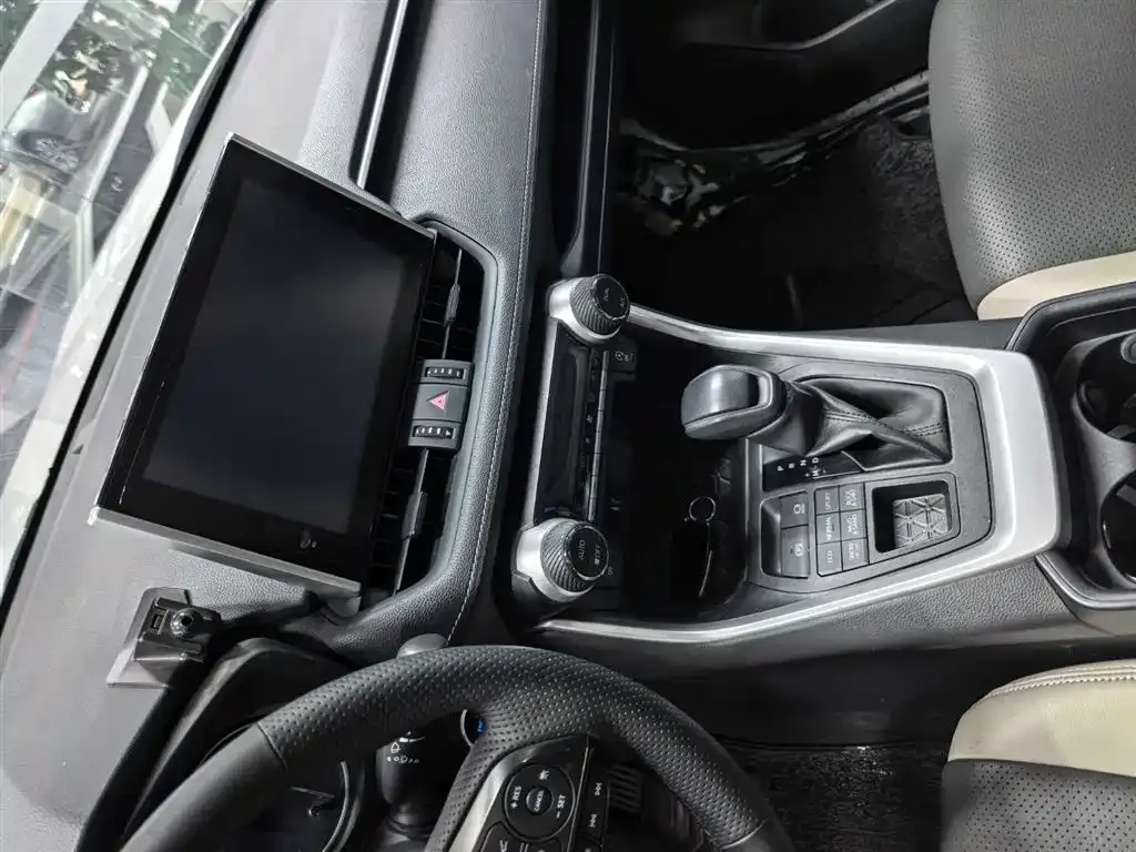 Toyota RAV4 2022 из CN, фото 3
