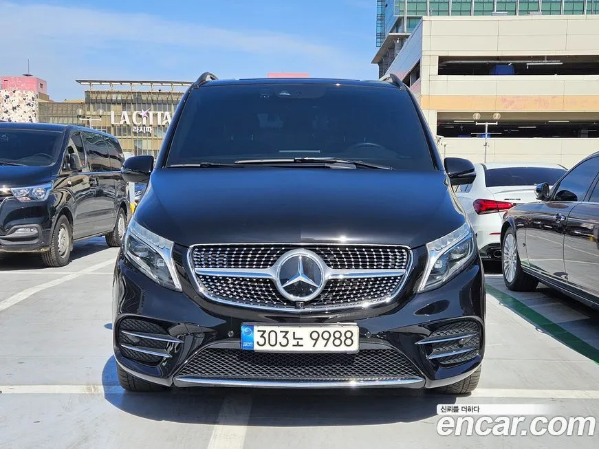 Mercedes-Benz V-Class