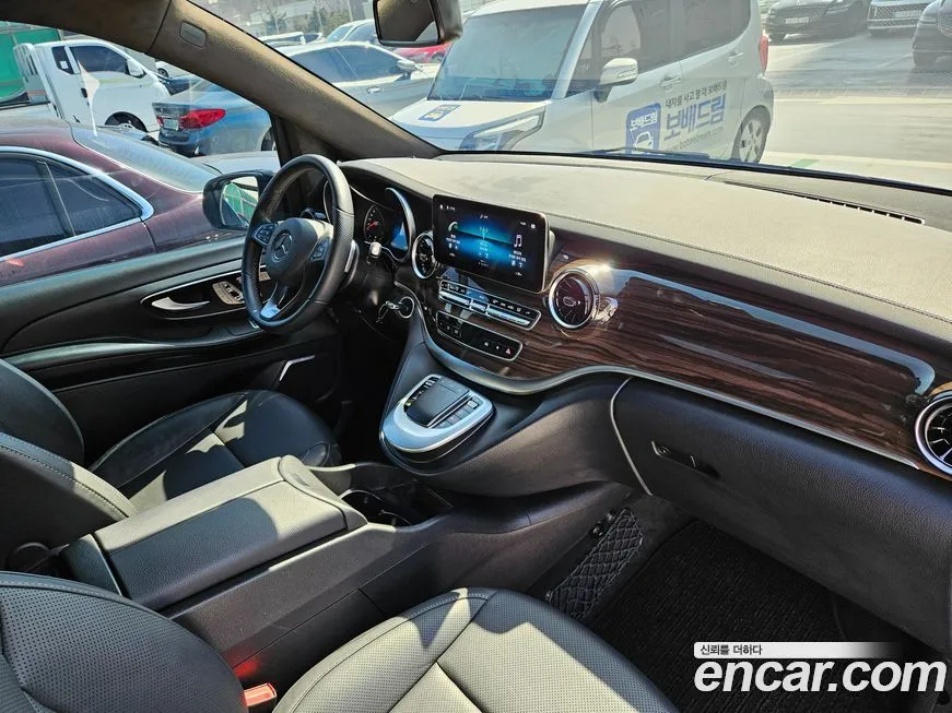Mercedes-Benz V-Class 2022 из KR, фото 9