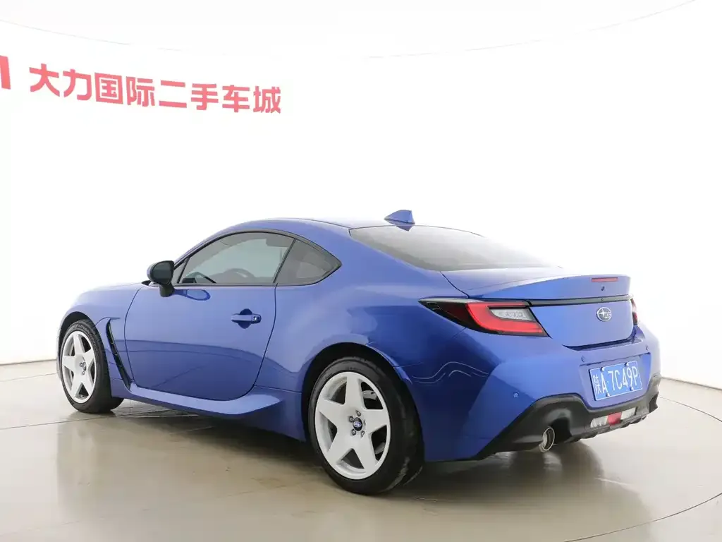 Subaru BRZ 2022 из CN, фото 9