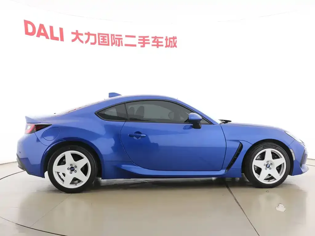 Subaru BRZ 2022 из CN, фото 7