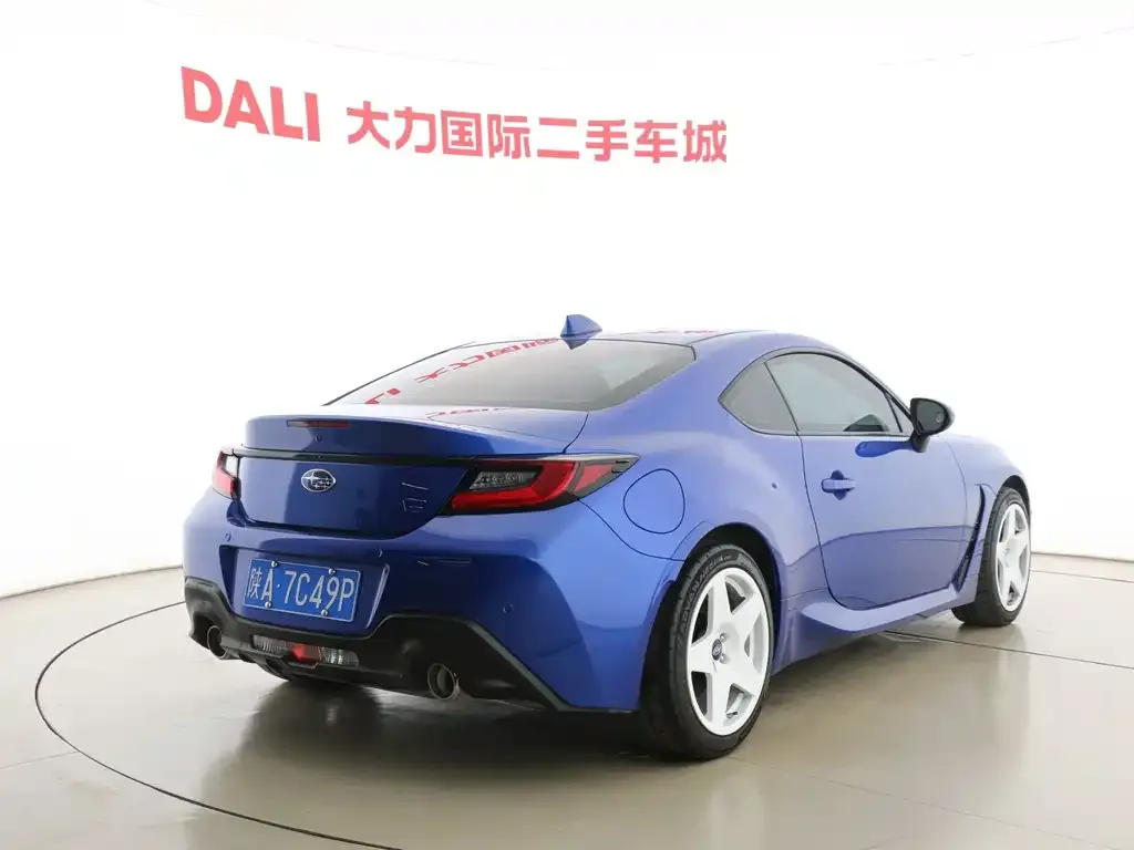 Subaru BRZ 2022 из CN, фото 4
