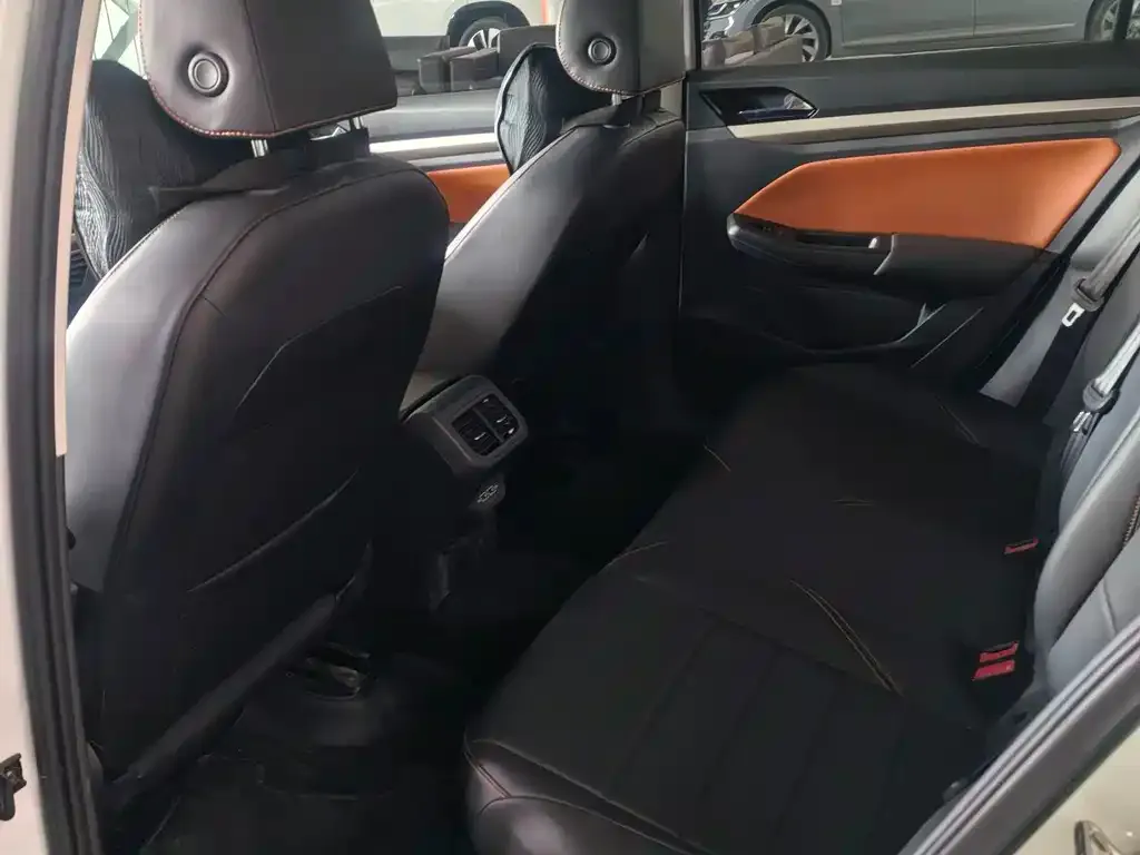 Volkswagen Bora 2024 из CN, фото 2
