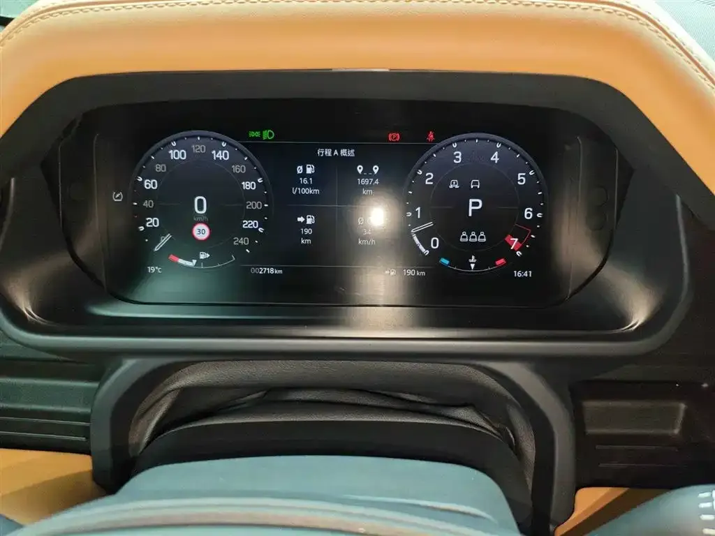 Land Rover Defender 2023 из CN, фото 3