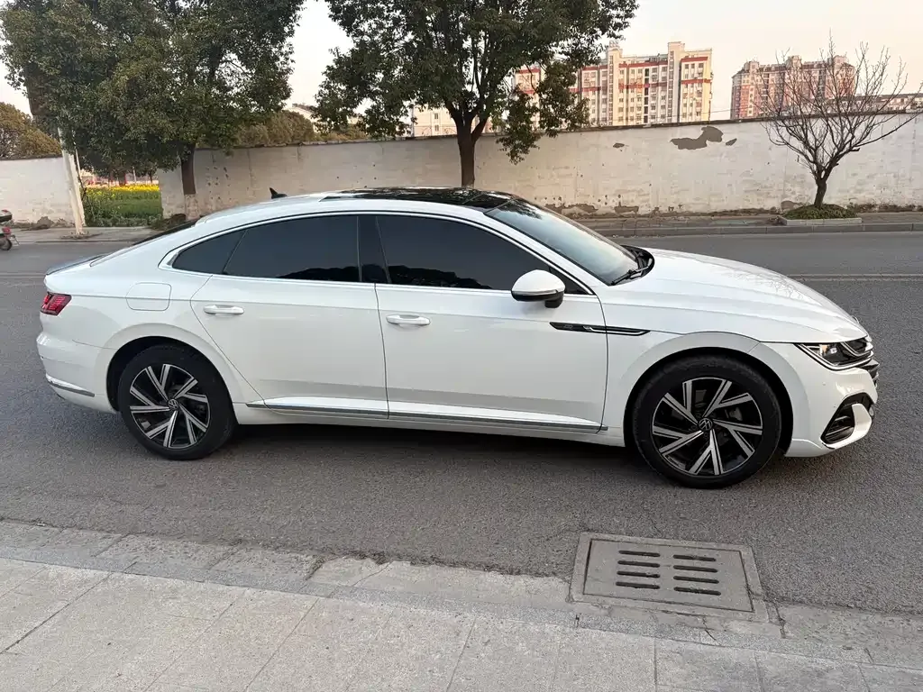 Volkswagen CC 2022 из CN, фото 5