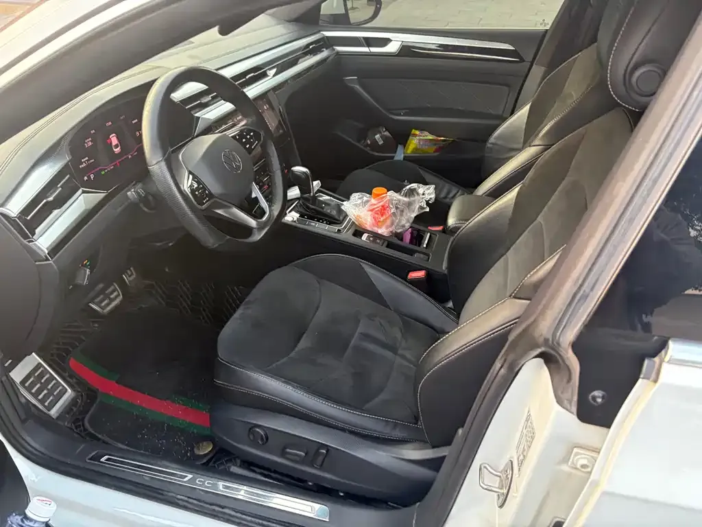 Volkswagen CC 2022 из CN, фото 2