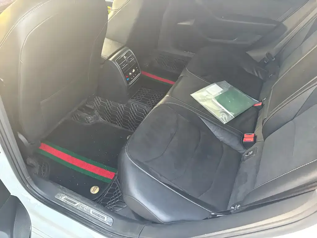 Volkswagen CC 2022 из CN, фото 7