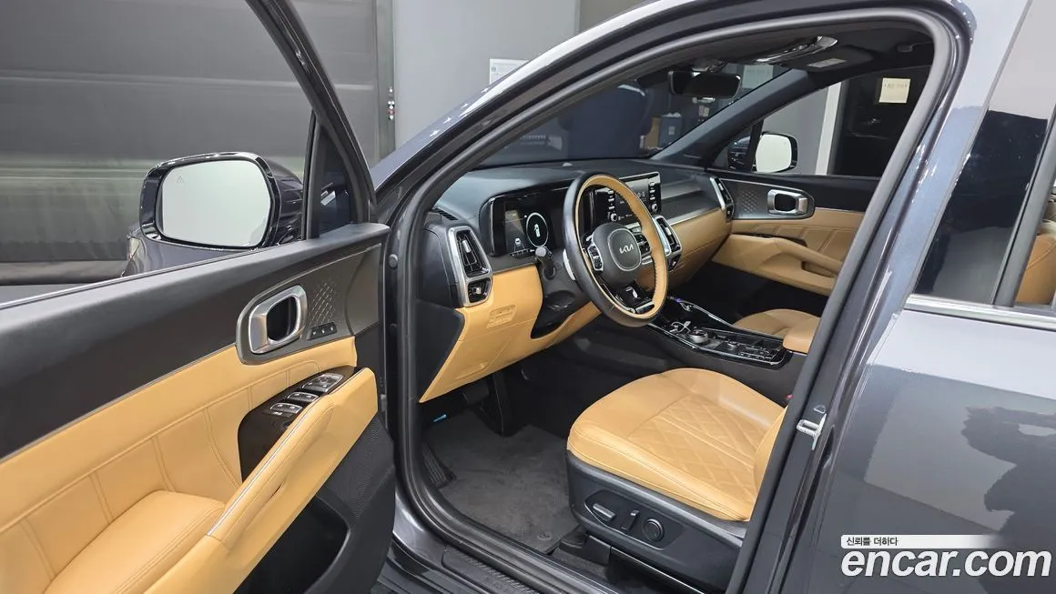 Kia Sorento — фото 10