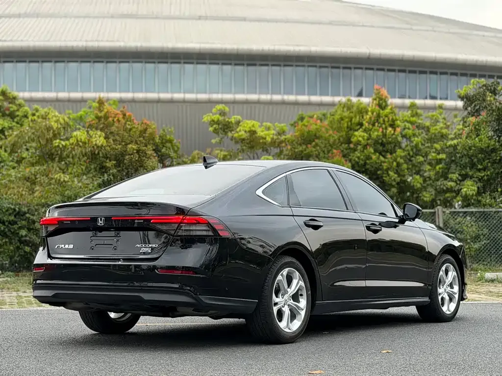 Honda Accord 2024 из CN, фото 9