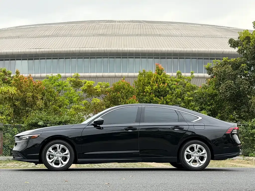 Honda Accord 2024 из CN, фото 10