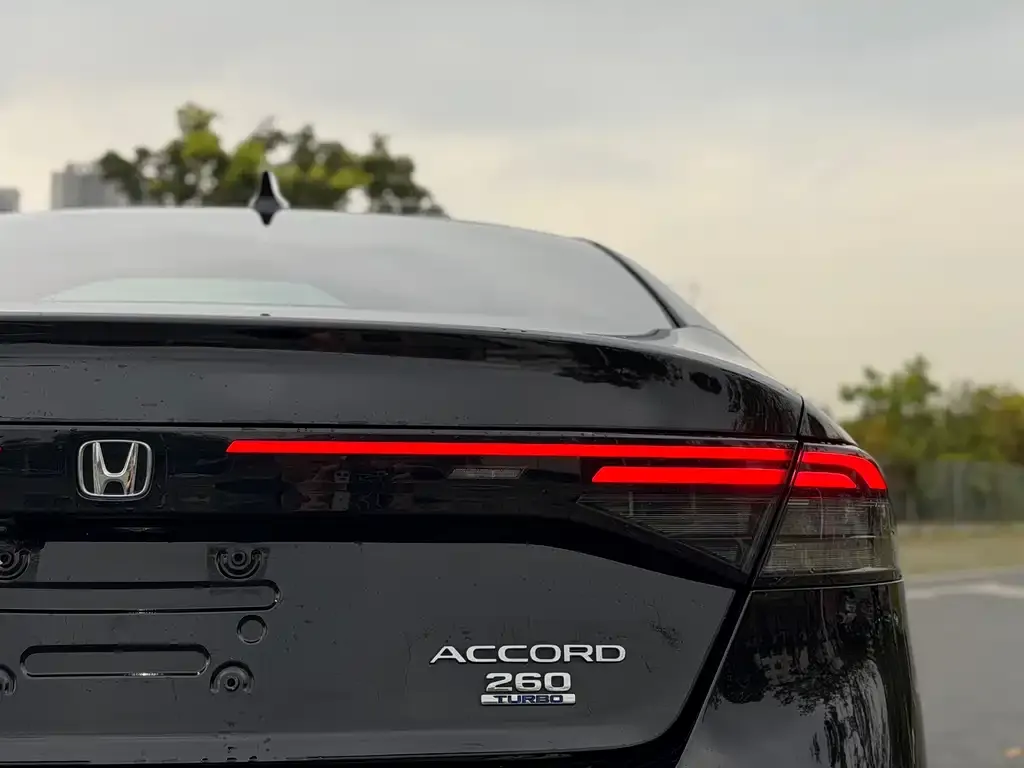 Honda Accord 2024 из CN, фото 2