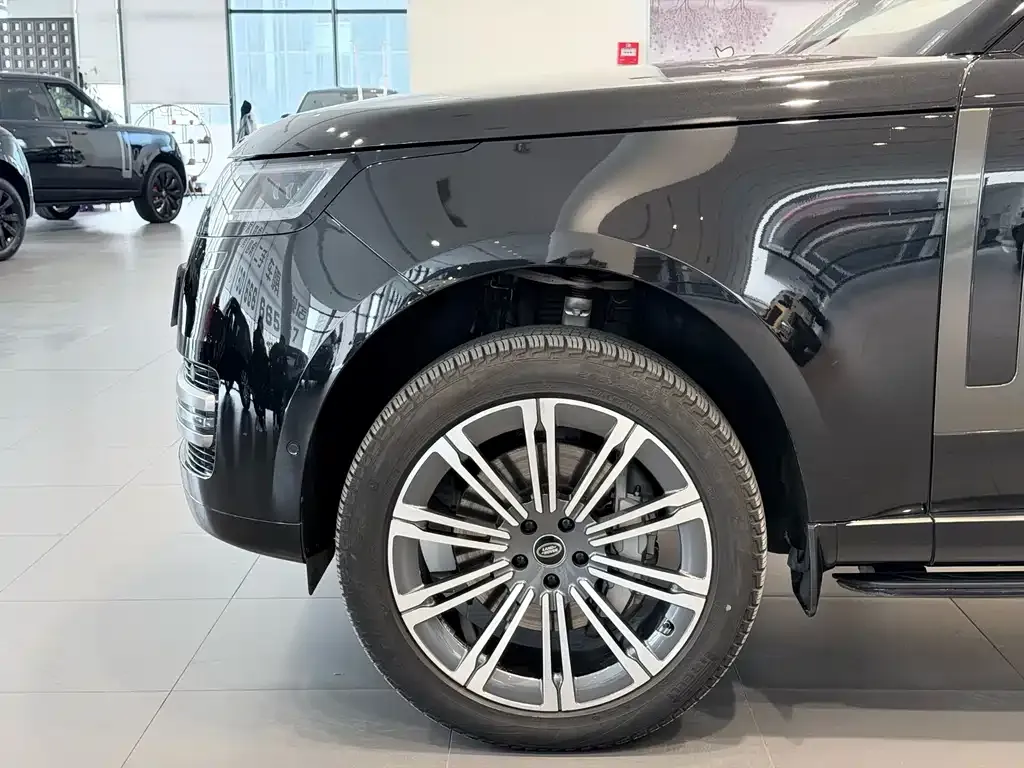 Land Rover Range Rover 2024 из CN, фото 3