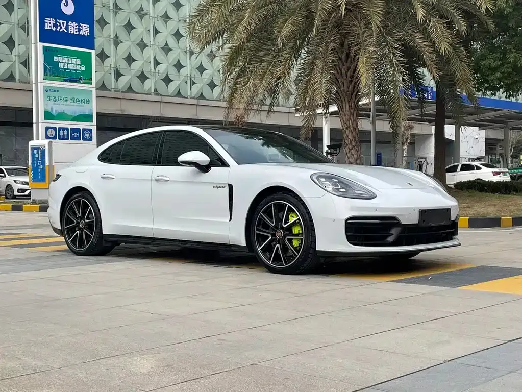 Porsche Panamera Hybrid — фото 6