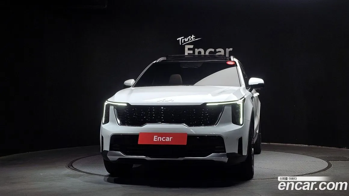 Kia Sorento — фото 8