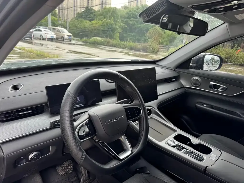 Chery Tiggo 8 PLUS — фото 2