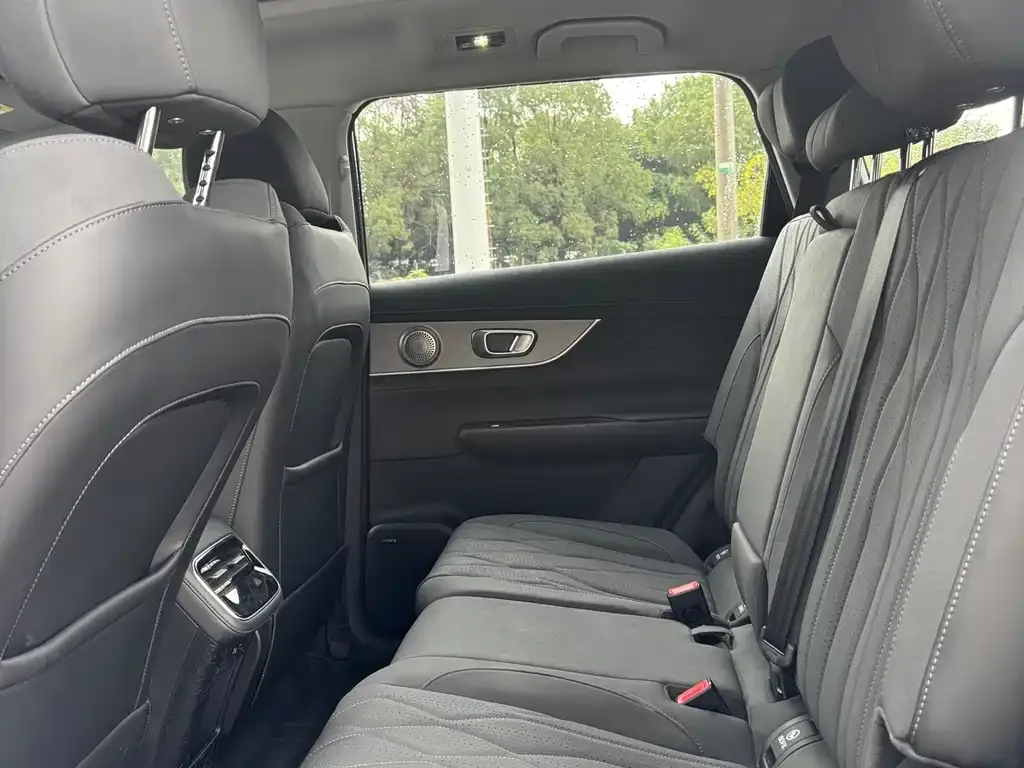 Chery Tiggo 8 PLUS — фото 3
