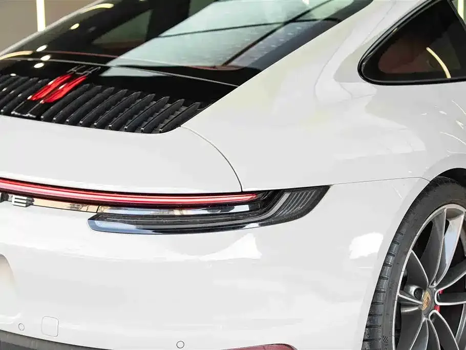 Porsche 911 2023 из CN, фото 9